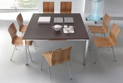 Preview: konferenztisch 140x140 quadratrohrgestell.webp