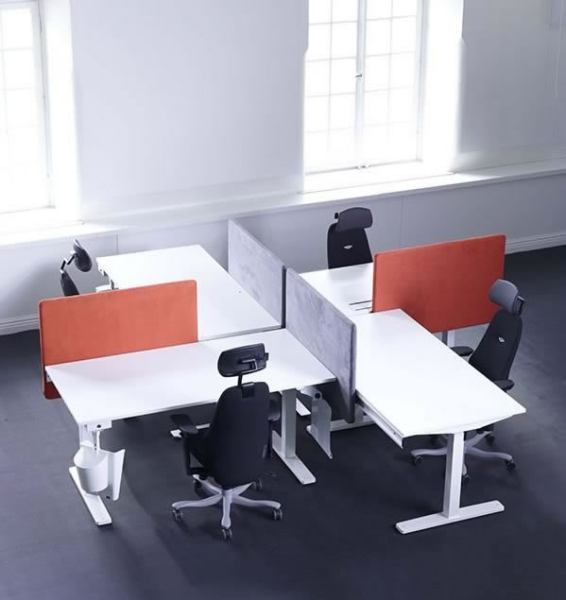 verschiebbare schallabsorbierende sichtschutzwand fuer tisch a30 slide