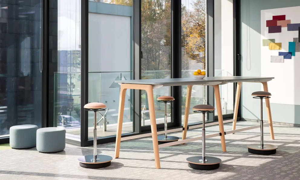 Belise Stehhilfe am Hochtisch
