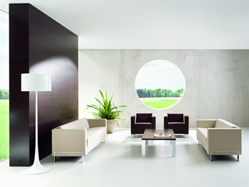 Studio Loungemöbel komplett vom Sessel zum Sofa vom Einstitzer, Zweisitzer und Dreisitzer mit perfketen Designstisch