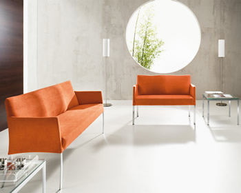 Tutti Sessel und Sofas für den modernen leichten Loungebereich