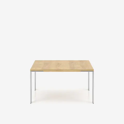 Studio Beistelltisch von Nowy Styl, Frontansicht